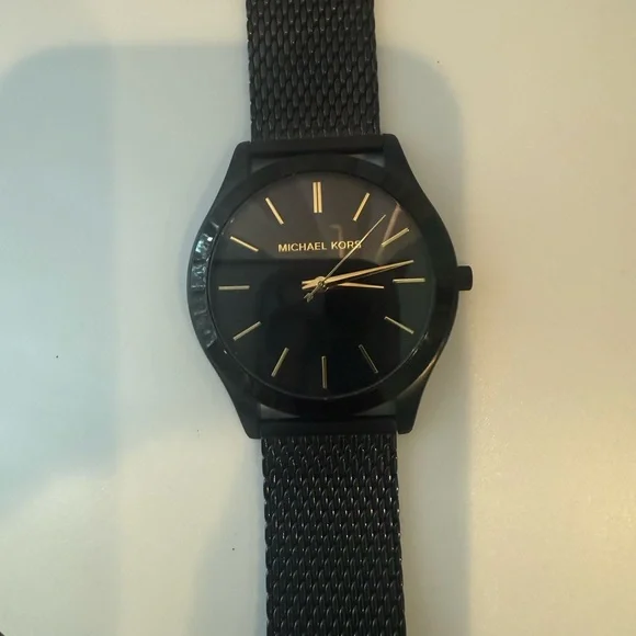 Michael Kors Black Watch with Gold Details - Picture 3 of 5